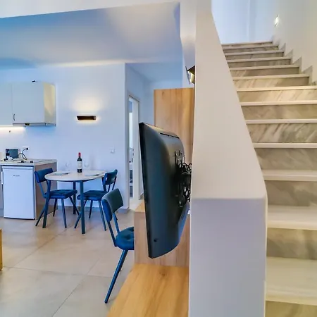 Aparthotel Theros & 3*