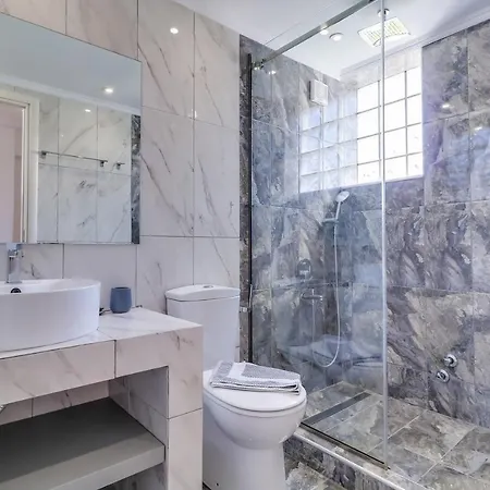 Theros & 4* خْريسيا أموذيا