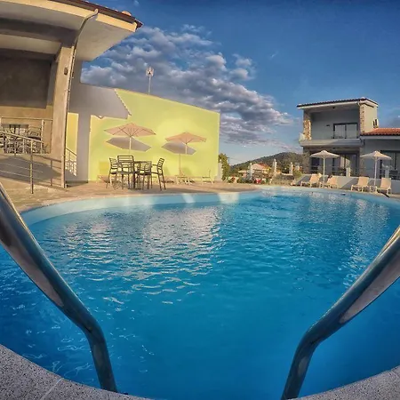 شقة فندقية Theros &