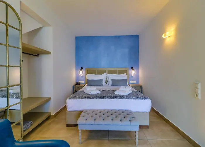 Theros & Hriszí Amudiá