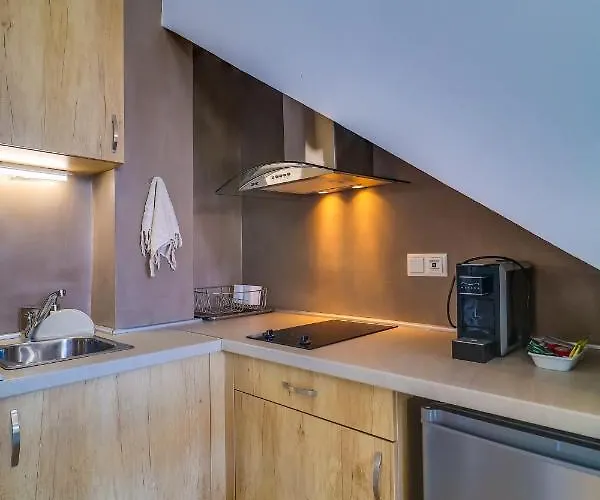 Apartmanhotel Theros &