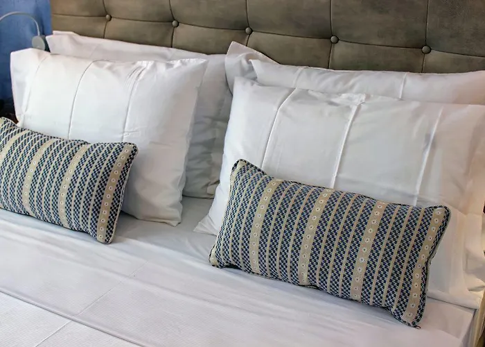 Theros & Apartmanhotel Hriszí Amudiá