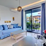 Aparthotel Theros & Chrisi Ammoudia