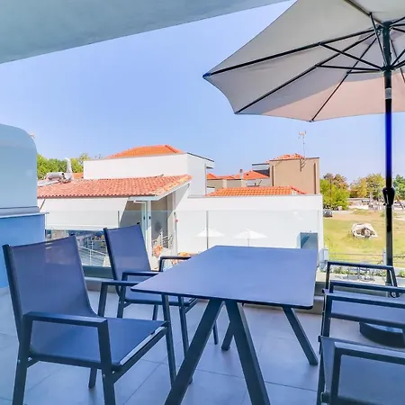 Theros & Appart hôtel 4*